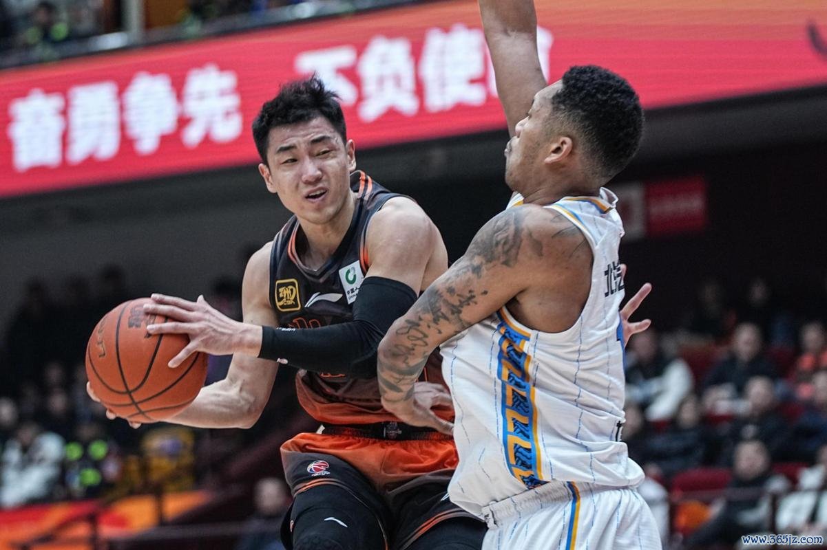 高诗岩20+7+5助山东逆袭北控 四川惜败江苏