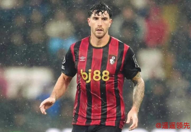 阿莫林曼联不能再乱签人！罗马诺巴萨尤文正密切关注塞内西